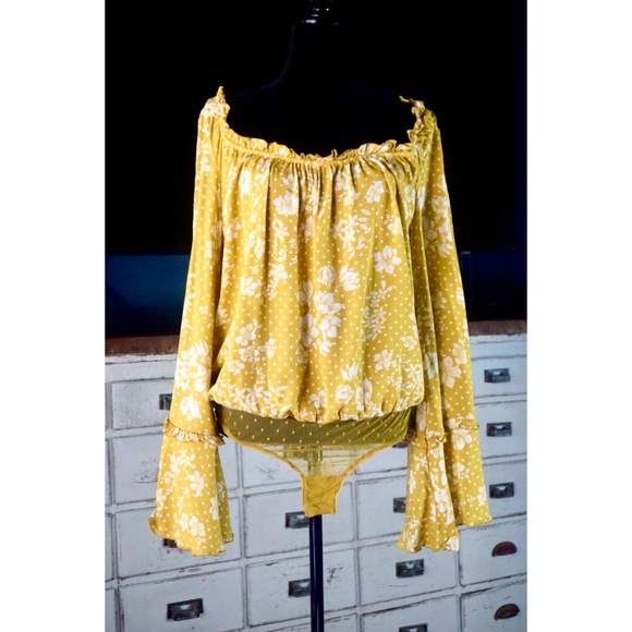 Free People Tops - Free People One On One Yellow Floral Bodysuit L